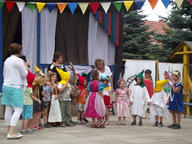 Bild: Sommerfest mit M&auml;rchenreise
