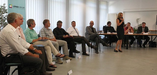 Bild: Die Diskussion wird er&ouml;ffnet