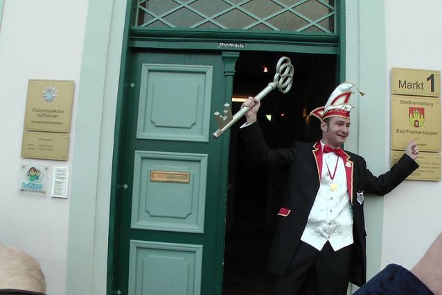 Bild: Rathaus in Narrenhand