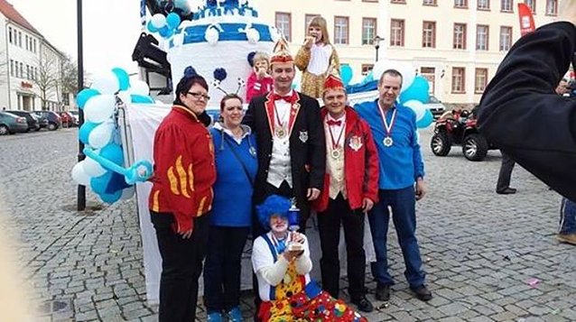 Bild: Frankenhusen allemohl in Blau und Wei&szlig;