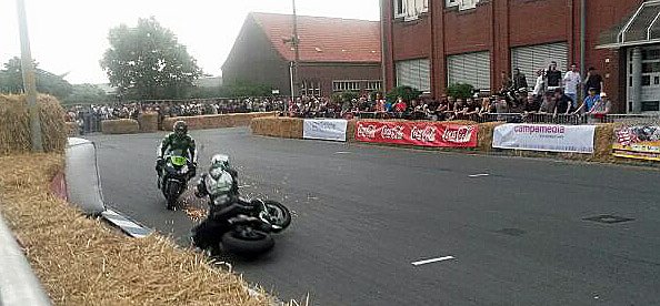 Bild: Renntag in Bremerhaven