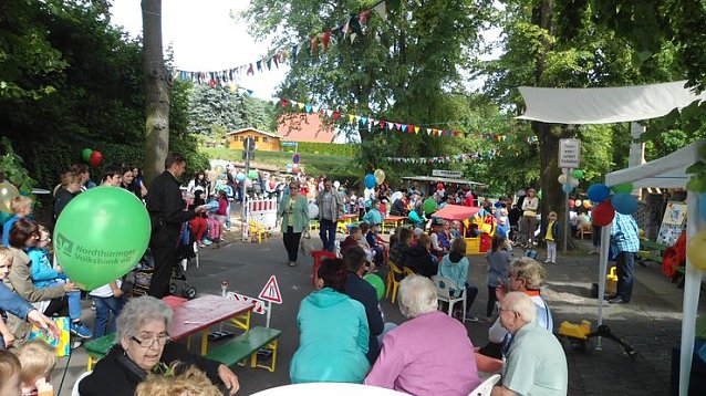 Bild: R&uuml;ckblick auf tolles Stra&szlig;enfest
