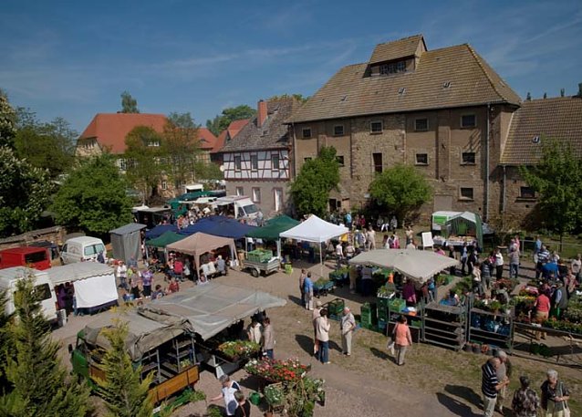 Bild: Naturf&uuml;hrung beim  Land- und Erntefest