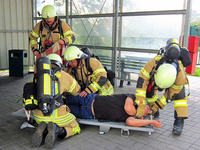 Bild: Gefahrstoff&uuml;bung der Feuerwehren bei WAGO