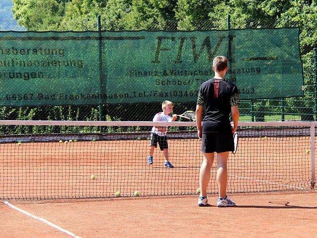 Bild: Tennis Ferienspa&szlig;