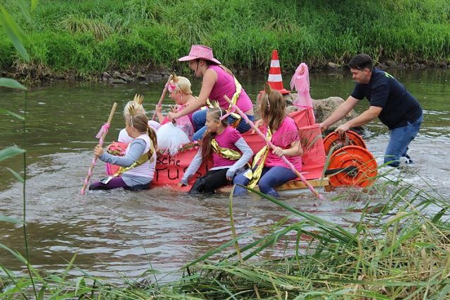 Bild: Besuchermagnet Wipperbootrennen