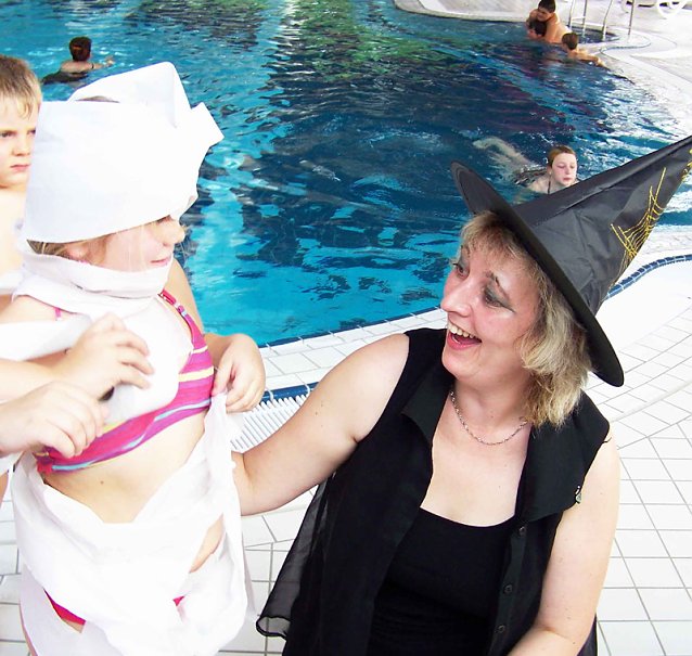 Bild: "Halloween-Kinderparty" und Ferienspa&szlig;