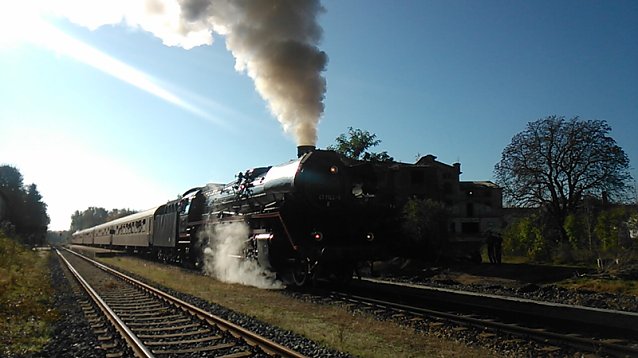 Bild: Dampfsonderzug unterwegs