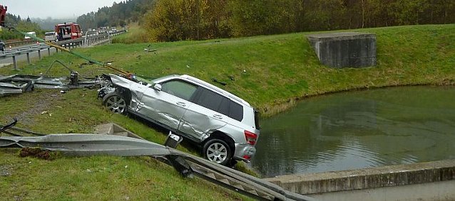 Bild: Raus aus dem Becken