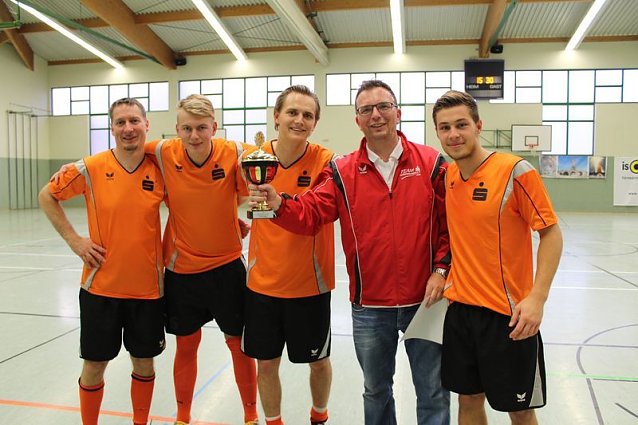 Bild: Cup- Verteidiger setzte sich durch
