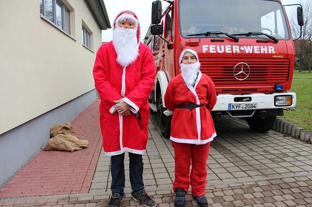 Bild: Auch in Jecha war der Weihnachtsmann