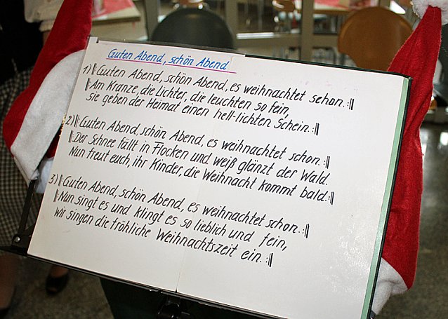 Bild: Weihnachtssingen im Krankenhaus
