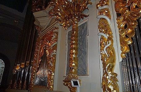 Bild: Orgelmusik in der Silvesternacht