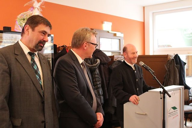 Bild: Caf&eacute; Pille und 10 Wohnungen