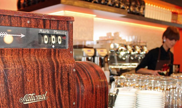 Bild: Caf&eacute; Pille und 10 Wohnungen