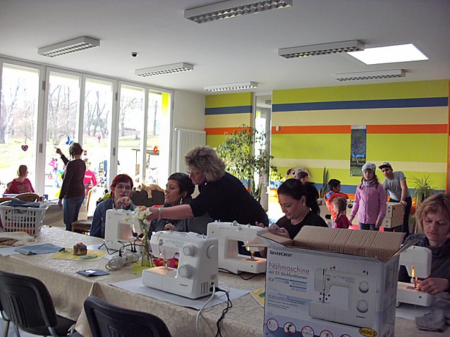 Bild: N&auml;hkurs im Arterner Freizeitzentrum