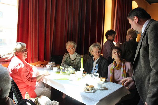 Bild: Fr&uuml;hlingsfest mit Fr&uuml;hling