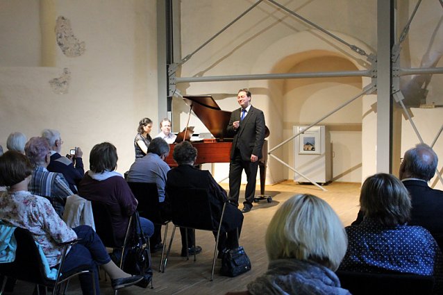 Bild: Romantischer Liederabend in der Cruciskirche