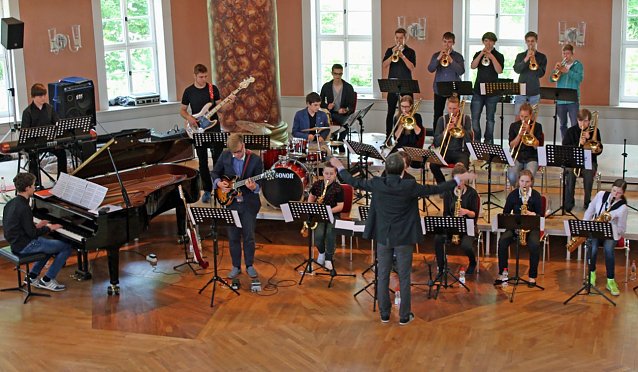 Bild: Moderner Jazz in altem Gem&auml;uer