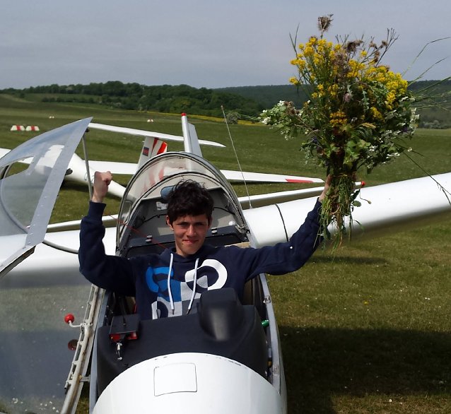 Bild: Turbulente Flugplatzwoche