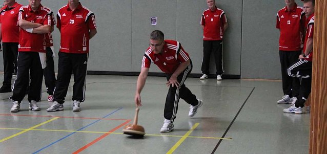 Bild: Bossler verteidigen Pokal in Arnstadt