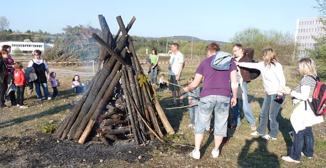 Bild: Osterfeuer Premiere