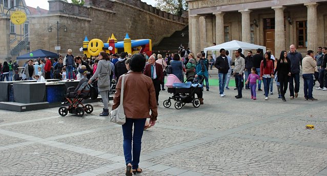 Bild: Buntes Familienfest