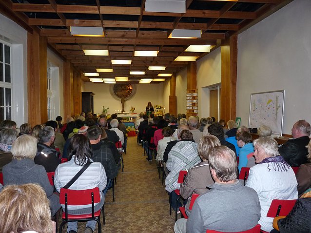 Bild: Friedensgebet in der Trinitatiskirche