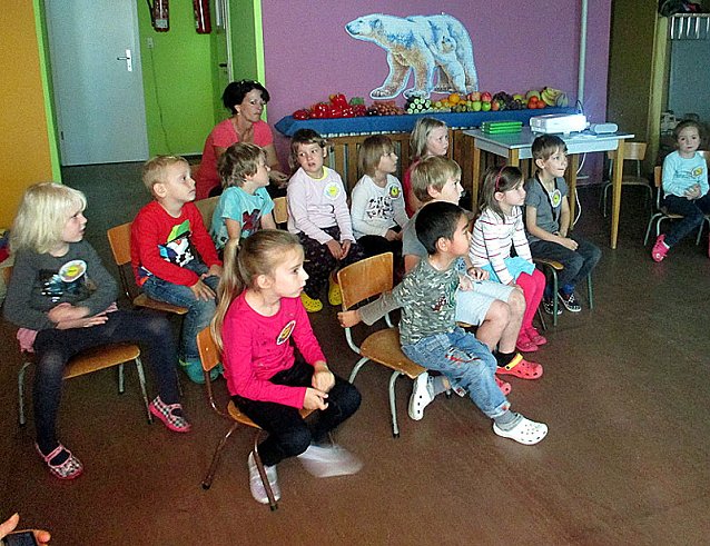 Bild: F&uuml;nf Zwerge im Kindergarten Sonnenschein