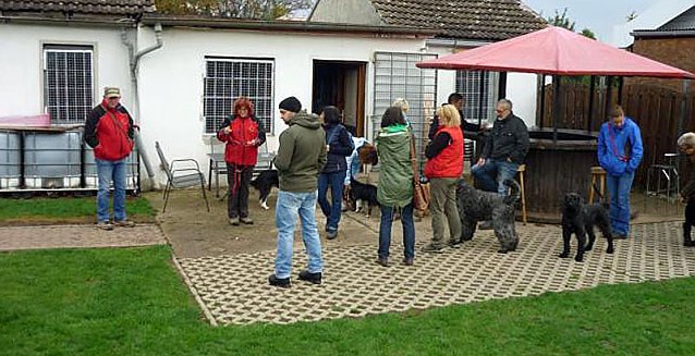 Bild: Herbstwanderung der Hundeschule ABC