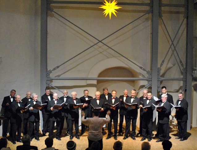 Bild: Weihnachtskonzerte mit Albert-Fischer-Chor
