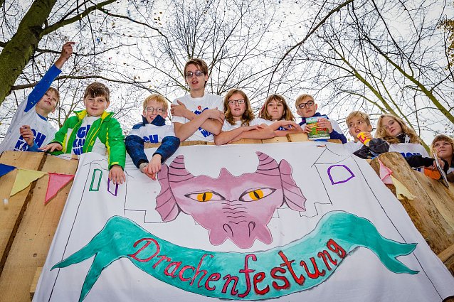 Bild: Richtfest auf dem Abenteuerspielplatz