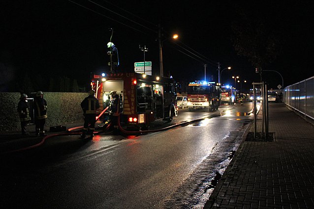 Bild: Laubenbrand an der Panzerstrasse