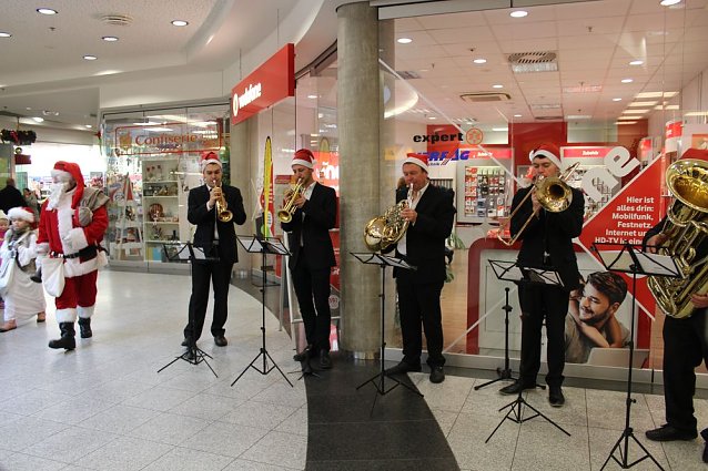 Bild: Windiger Start in den Advent