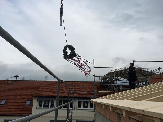 Bild: Richtfest an Schule in Oldisleben