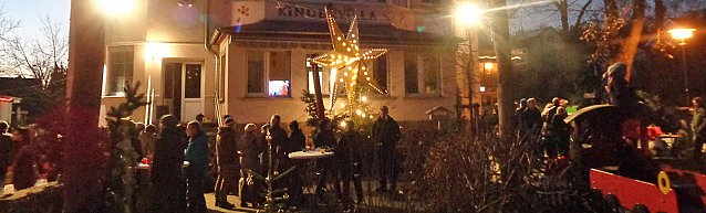 Bild: Weihnachtliche Atmosph&auml;re zum Weihnachtsmarkt in der Kindervilla