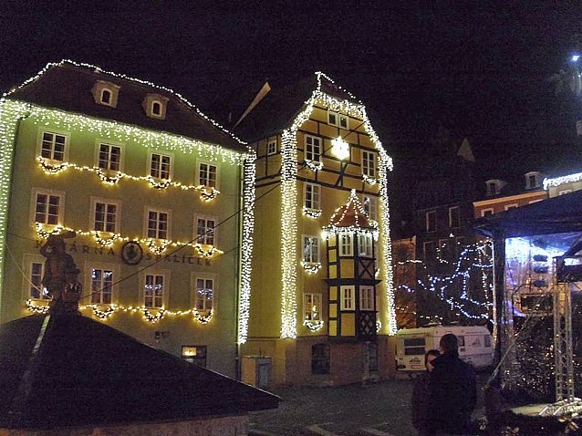 Bild: Nikolaus und Brauchtum bei unseren Nachbarn