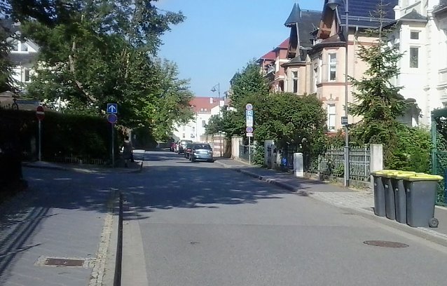 Bild: Mit Lkw kollidiert