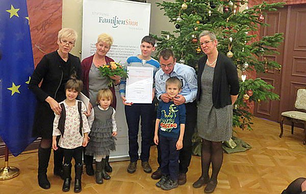 Bild: Th&uuml;ringer Familienpreis 2015 verliehen