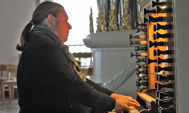 Bild: Orgelmusik in der Silvesternacht