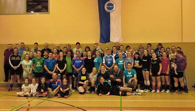 Bild: Traditionelle  Familienturnier im Volleyball