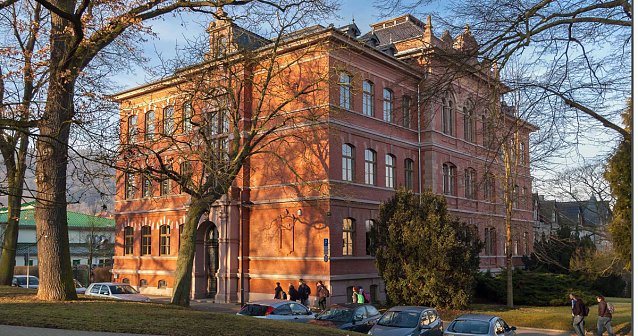 Bild: Schnuppern im Berufsschulzentrum