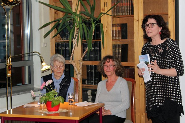 Bild: Gut besuchte Buchlesung