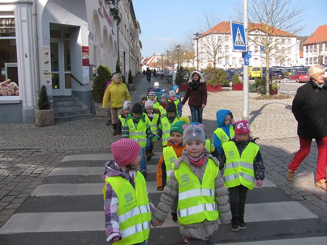 Bild: Verkehrssicherheitstag in der Kita Wipperg&auml;rtchen