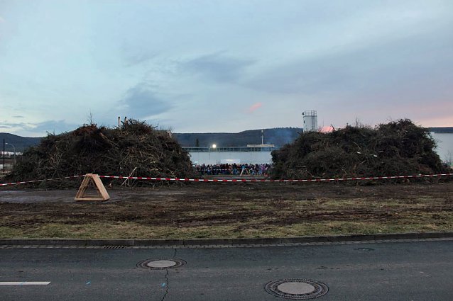 Bild: Ein Feuer ist nicht genug