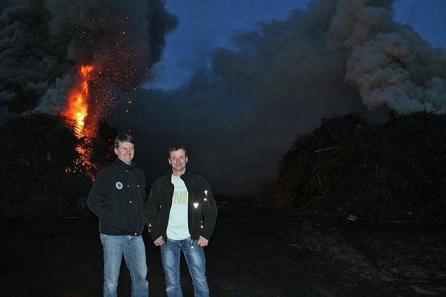 Bild: Ein Feuer ist nicht genug