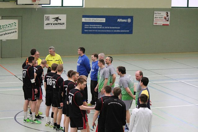 Bild: Handball: Es reichte nicht f&uuml;r Einheit