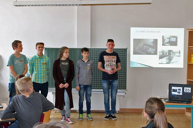 Bild: Digitale Welt im Klassenzimmer