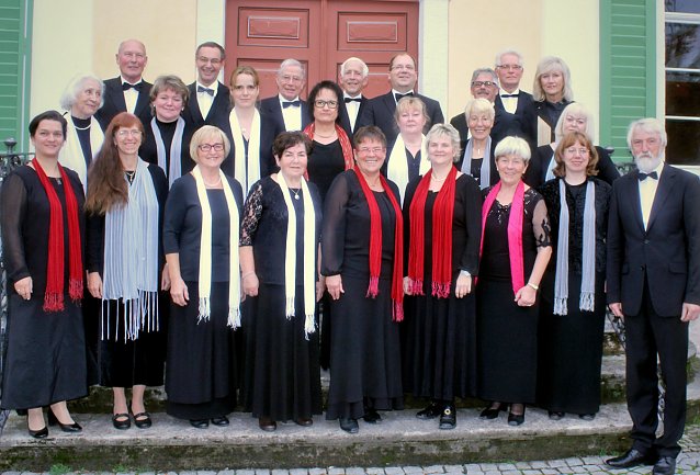 Bild: Die Sondersh&auml;user Madrigalisten im Jahr 2016