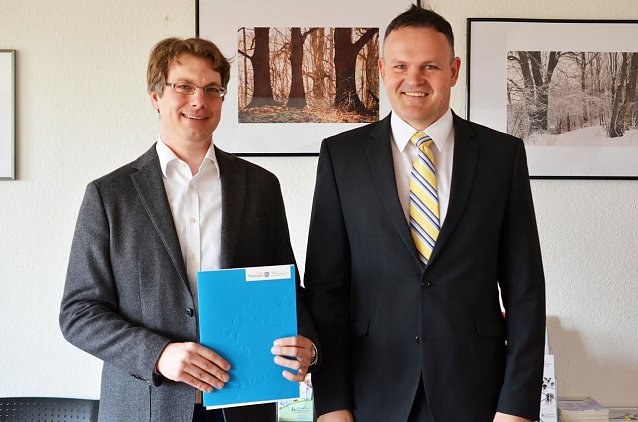 Bild: Ernennung von Prof. Dr. Steffen D&ouml;rh&ouml;fer durch den Pr&auml;sidenten der Hochschule Nordhausen Prof. Dr. J&ouml;rg Wagner